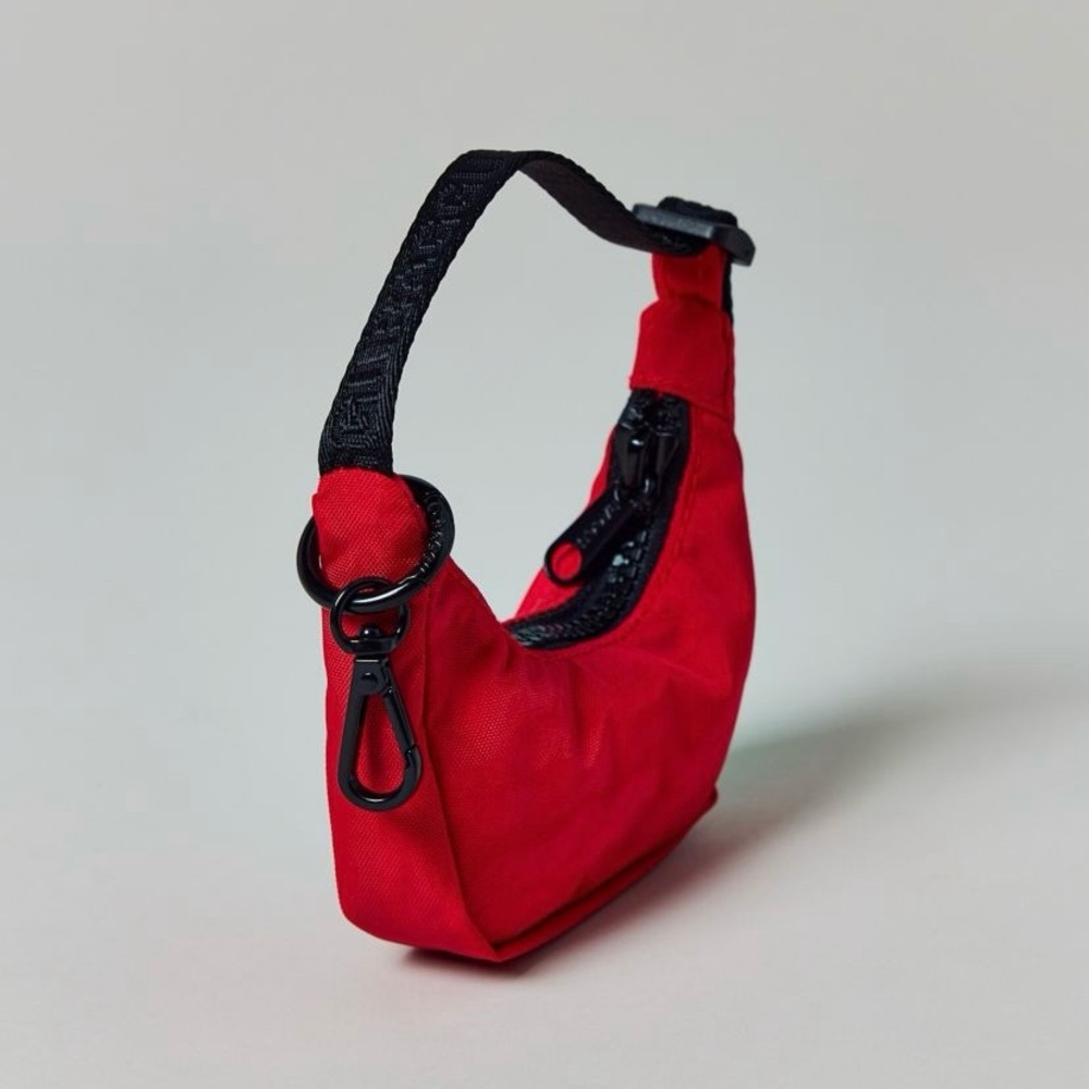 BAGGU Mini Crescent Bag Charm - Bright Red - Picture 3 of 6